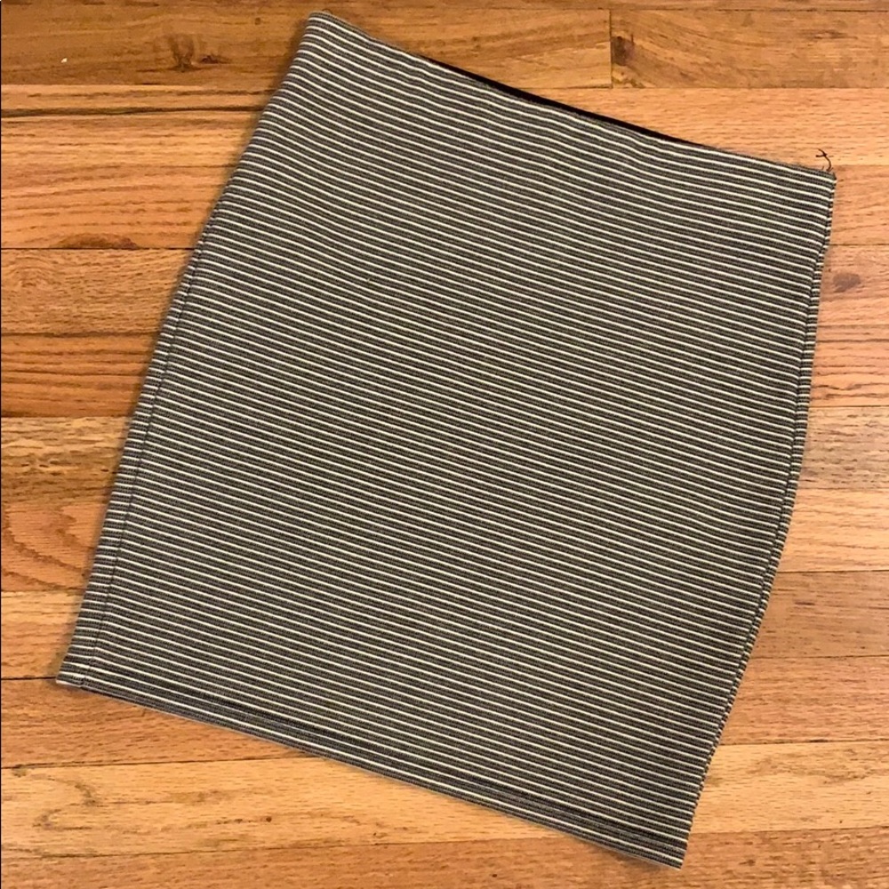 The Loft Pencil Skirt